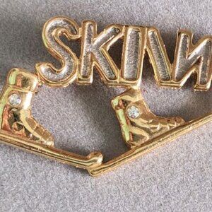 Vintage Diamond 18KT Gold Plated Ski Pin Made in America by Ultralite- Orig. Box